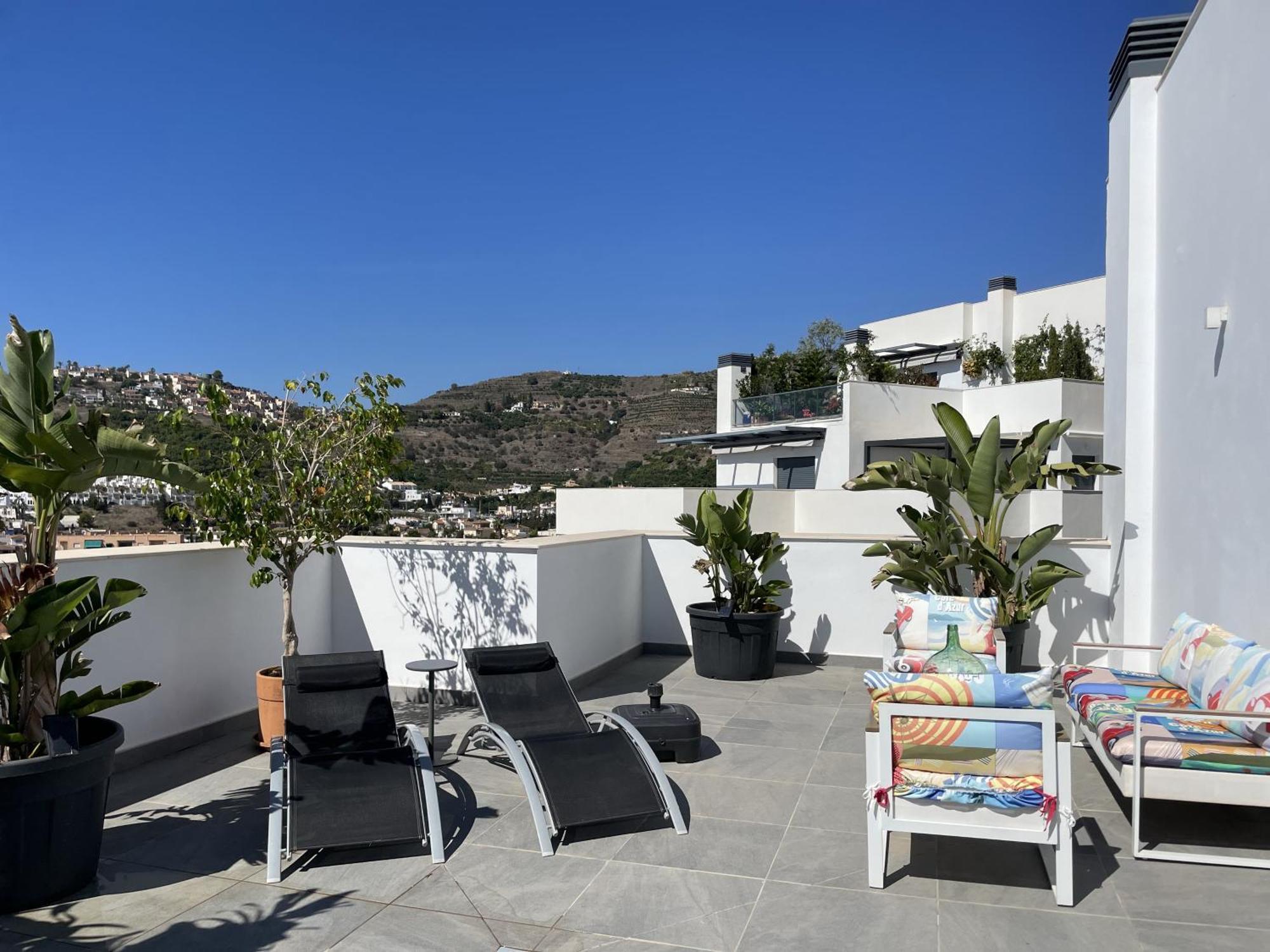 Sunny Penthouse Beach Apartment With Panoramic Views Almunecar Bagian luar foto