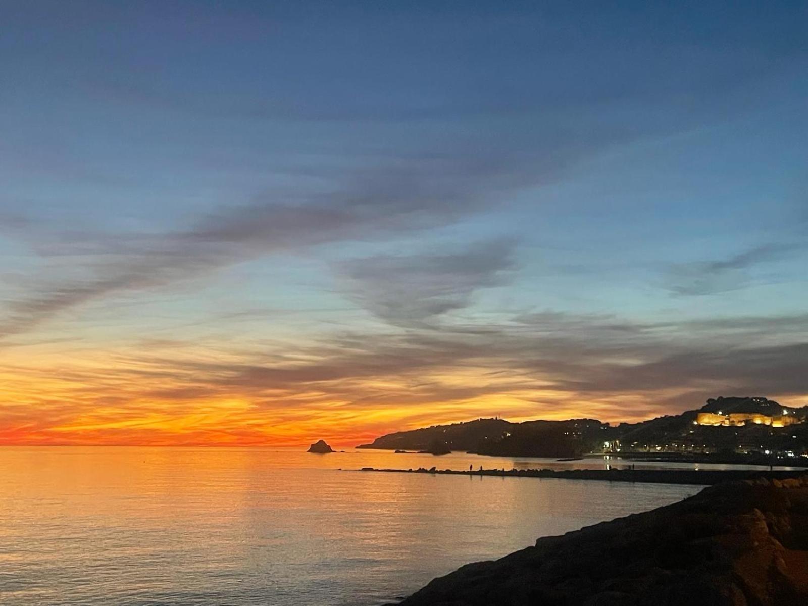 Sunny Penthouse Beach Apartment With Panoramic Views Almunecar Bagian luar foto