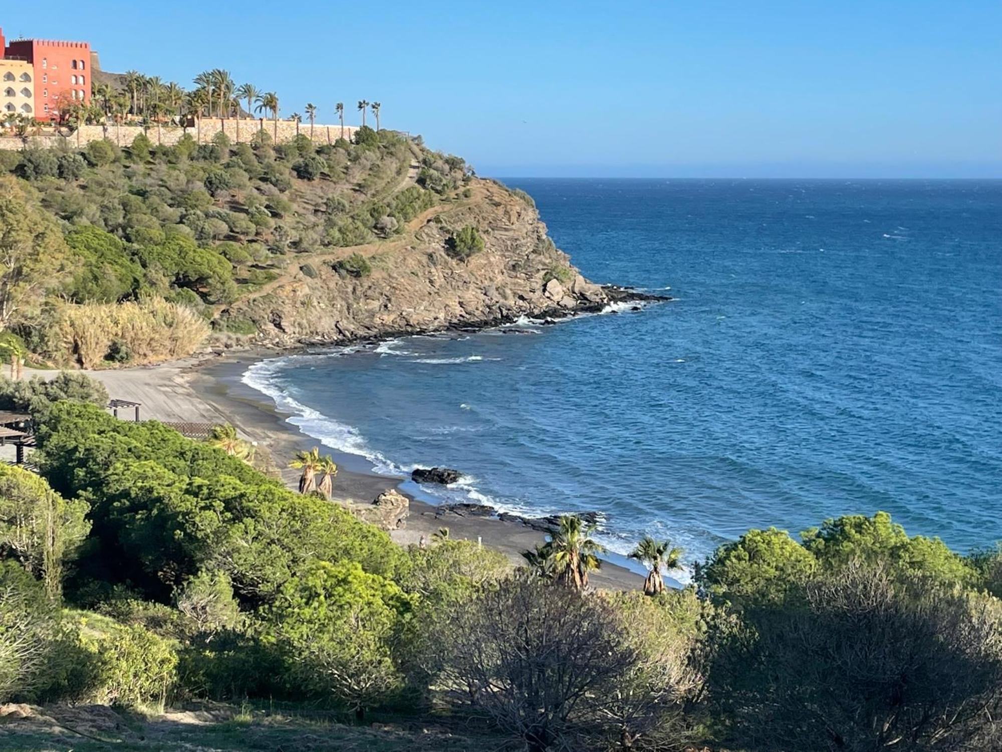 Sunny Penthouse Beach Apartment With Panoramic Views Almunecar Bagian luar foto